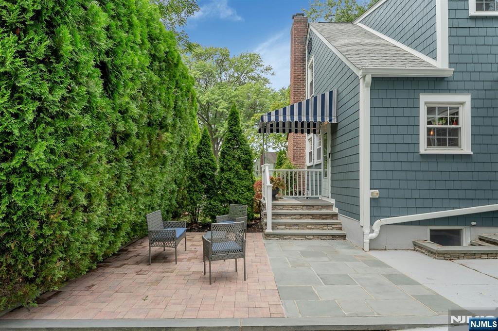 7 Hawthorne Avenue — photo 38