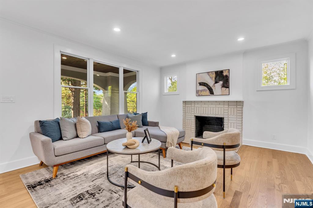69 Broadway, Park Ridge, NJ 07656 Listing Photo  10