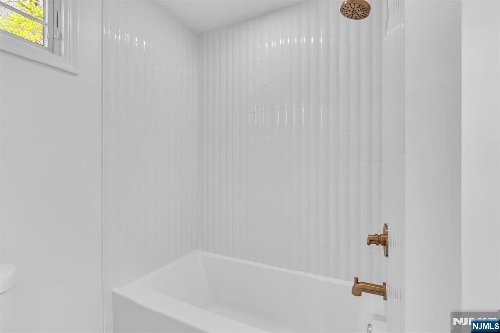 69 Broadway, Park Ridge, NJ 07656 Listing Photo  38