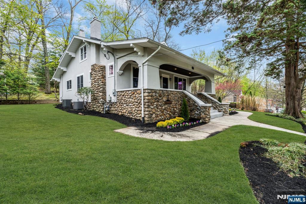 69 Broadway - Photo 5