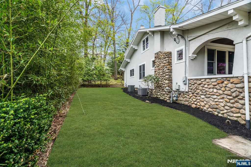 69 Broadway, Park Ridge, NJ 07656 Listing Photo  5