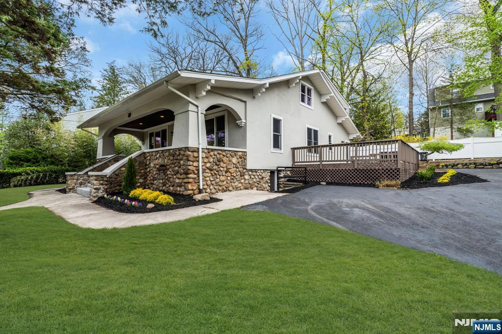 69 Broadway, Park Ridge, NJ 07656 Listing Photo  6