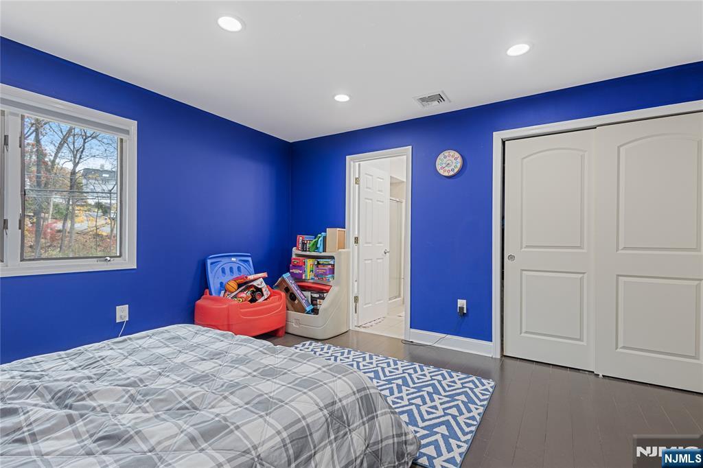 69 Colonial Road, Wayne, NJ, 07470