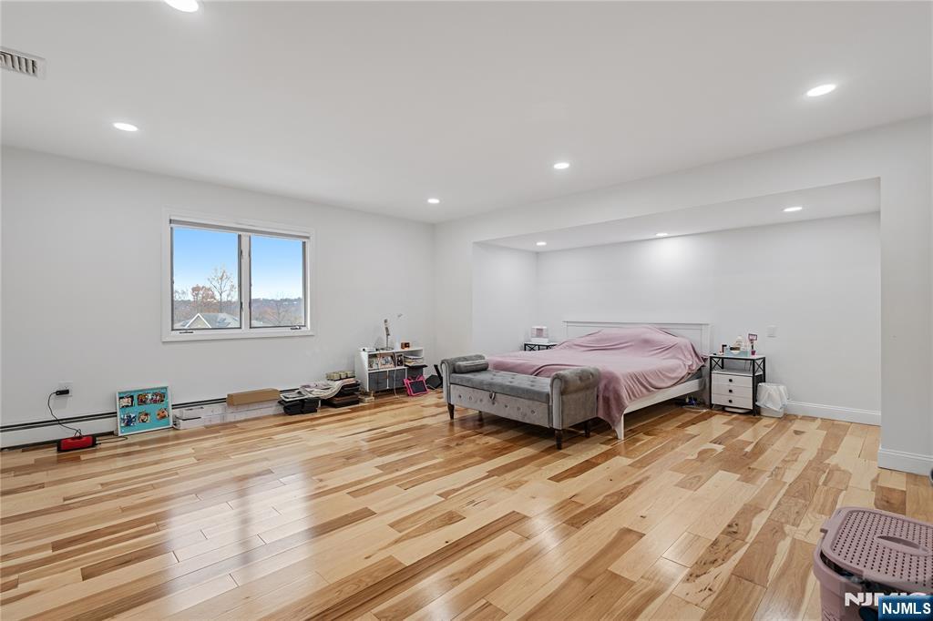 69 Colonial Road, Wayne, NJ, 07470