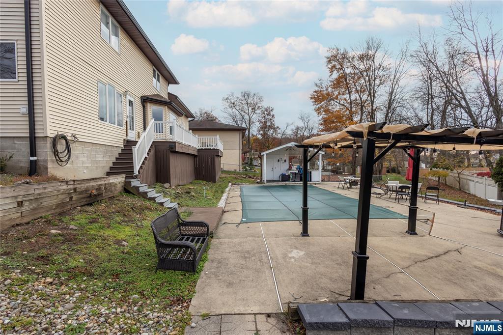 69 Colonial Road, Wayne, NJ, 07470