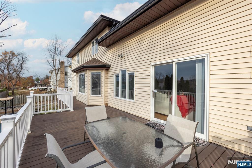 69 Colonial Road, Wayne, NJ, 07470