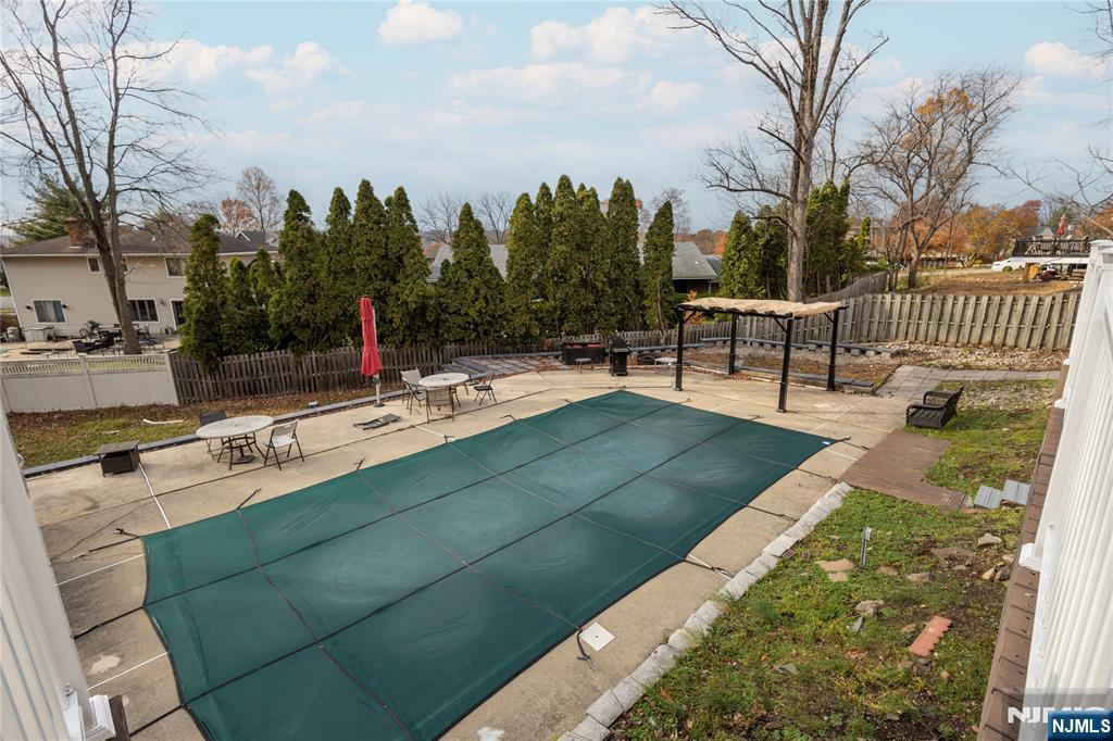 69 Colonial Road, Wayne, NJ, 07470