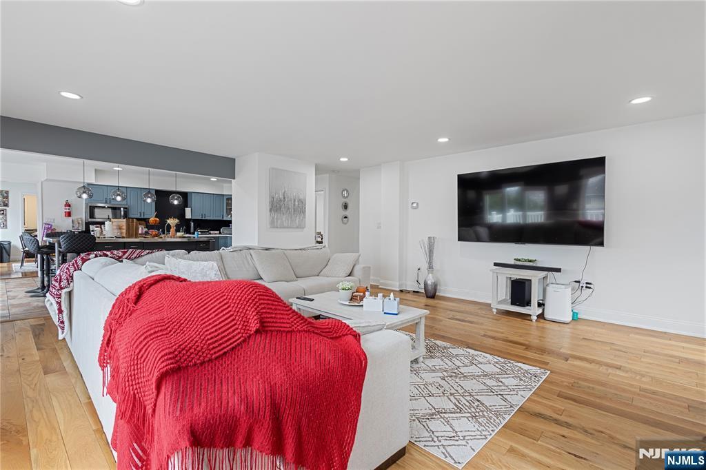 69 Colonial Road, Wayne, NJ, 07470