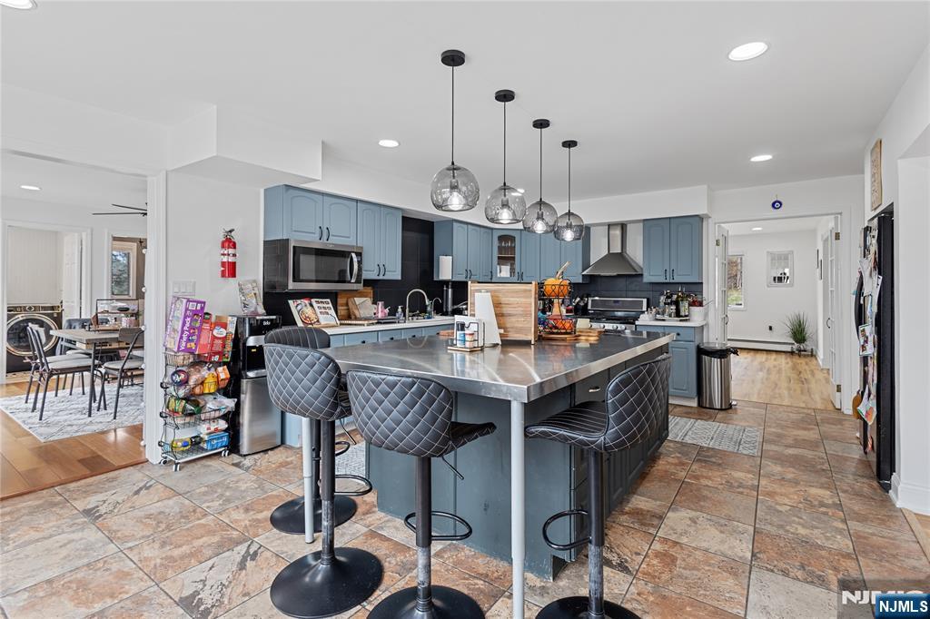 69 Colonial Road, Wayne, NJ, 07470