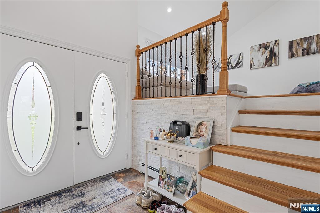 69 Colonial Road, Wayne, NJ, 07470