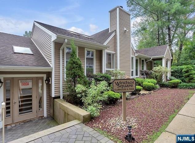 517 Windsor Drive 517 - Photo 1