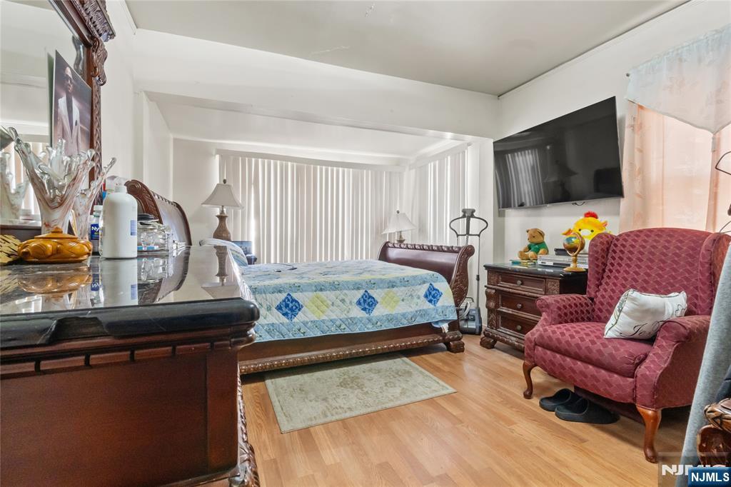 1037 Schneider Avenue - Photo 3