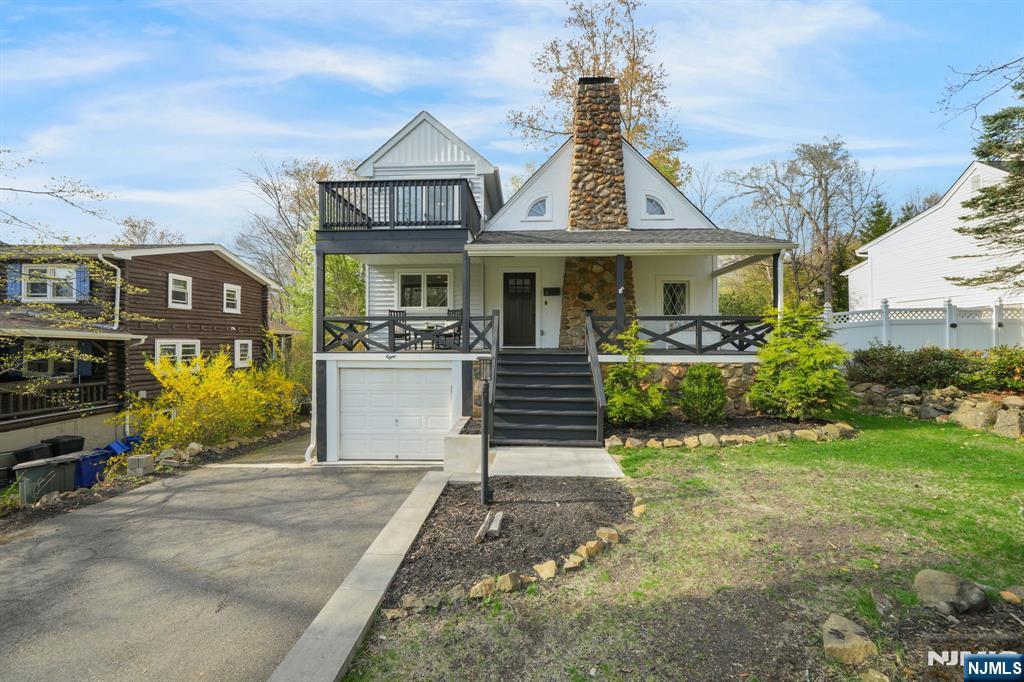 8 Mountainside Drive, Wayne, NJ, 07470