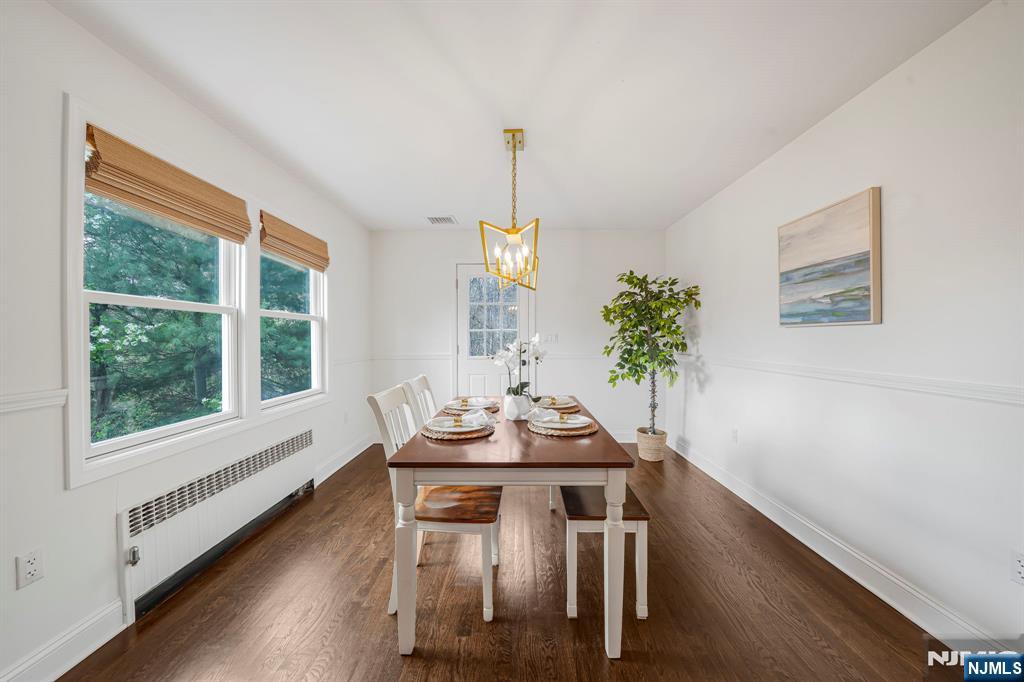 8 Mountainside Drive, Wayne, NJ, 07470