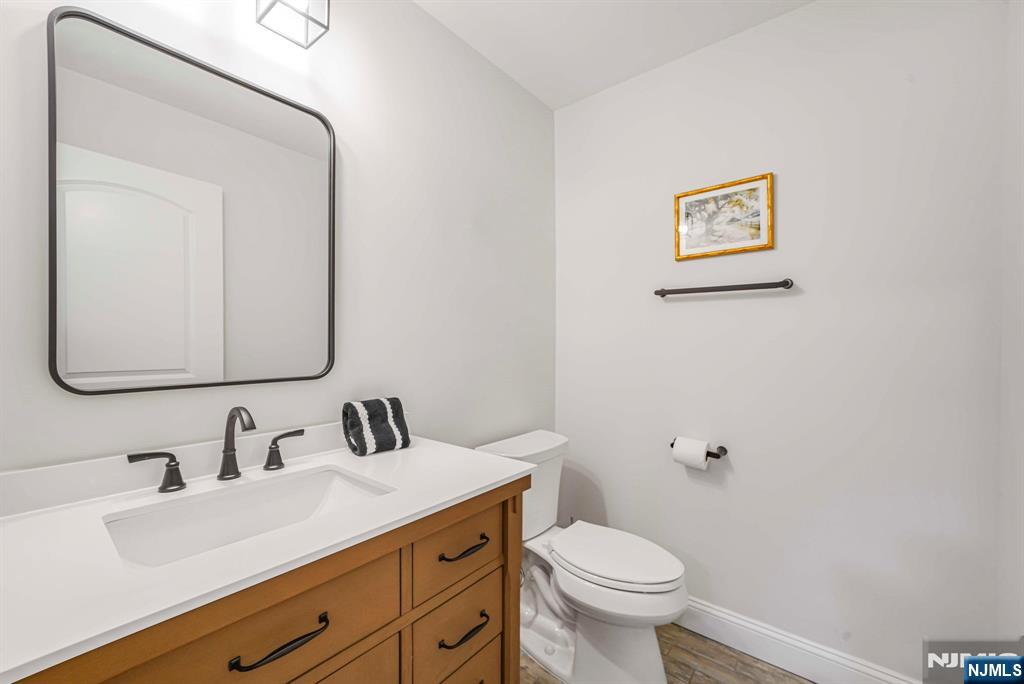 8 Mountainside Drive, Wayne, NJ, 07470