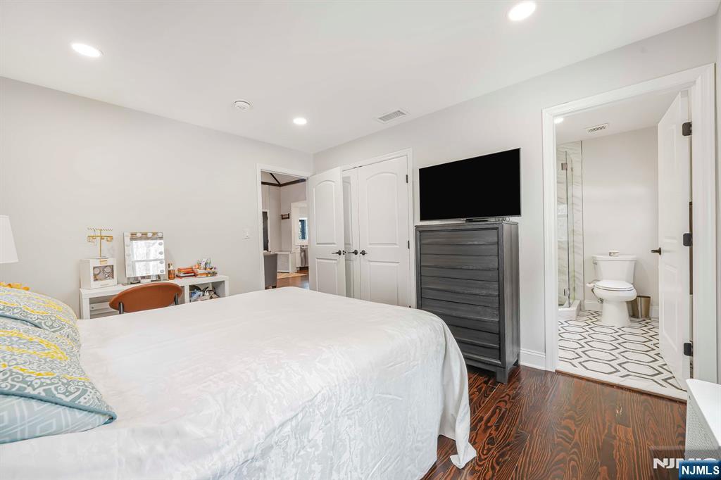 8 Mountainside Drive, Wayne, NJ, 07470