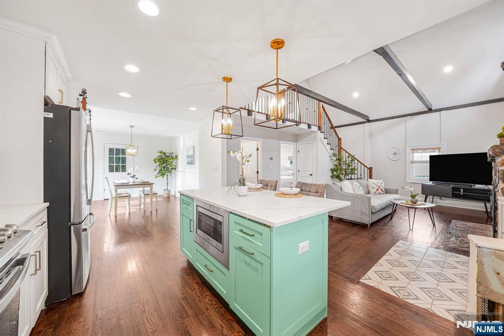 8 Mountainside Drive, Wayne, NJ, 07470