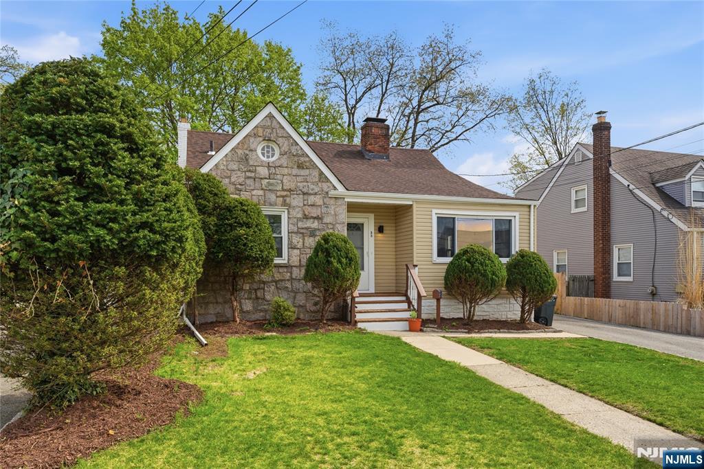 55 Huntting Drive - Photo 1