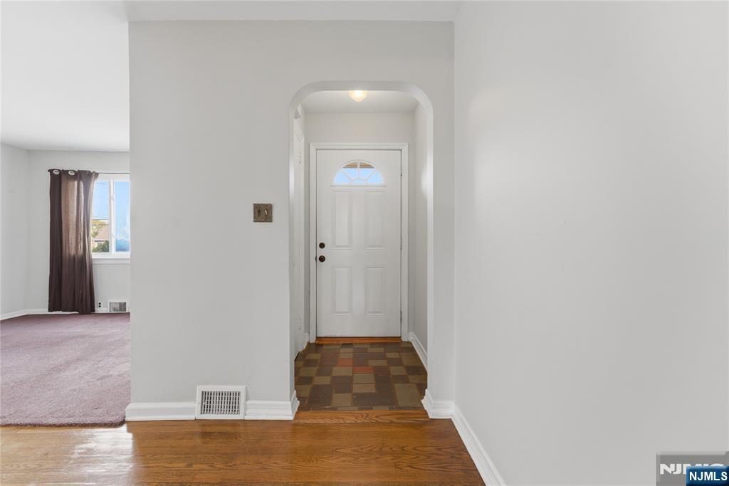 55 Huntting Drive - Photo 5