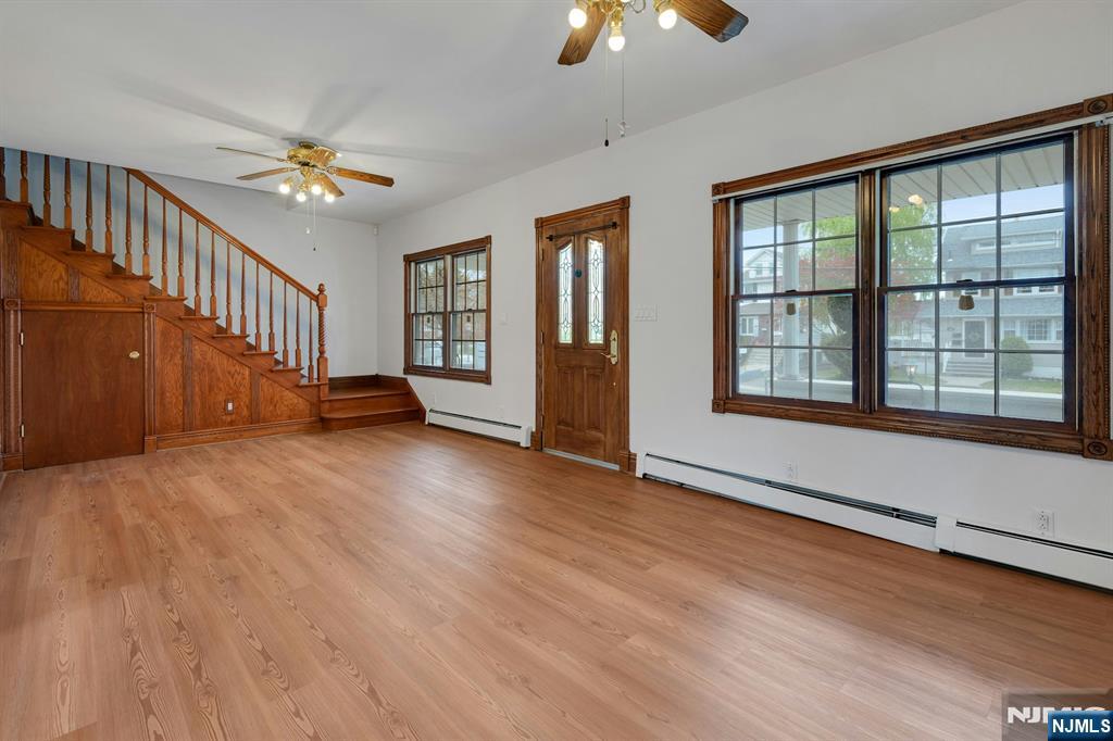 611 5th Avenue - Photo 5