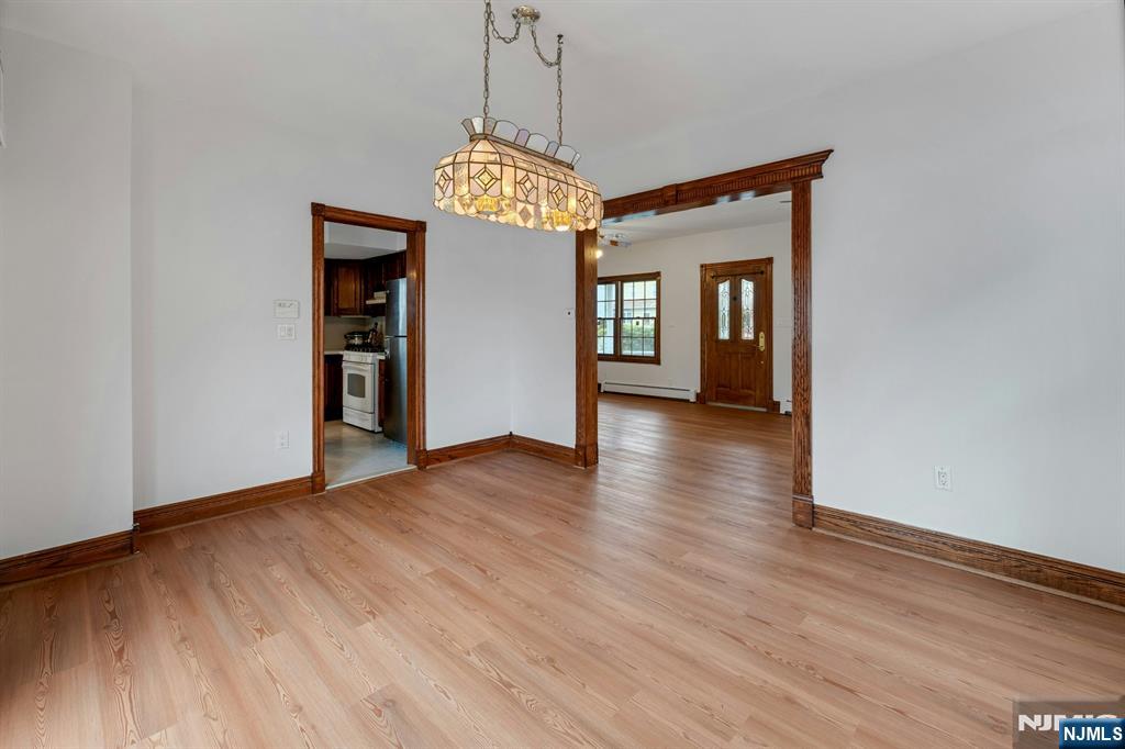 611 5th Avenue, Lyndhurst, NJ, 07071