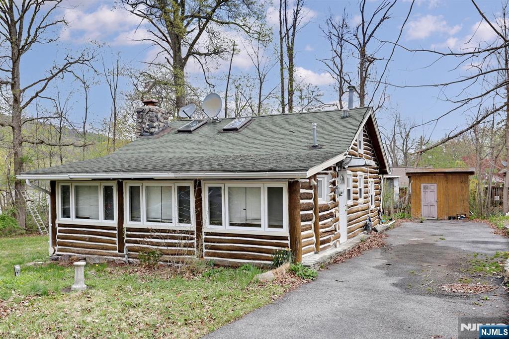 10 Echo Lane - Photo 1