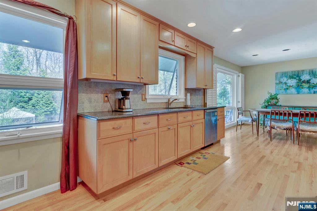 259 Long Meadow Road - Photo 3