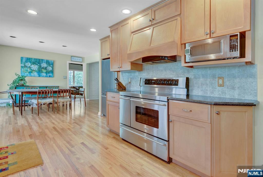 259 Long Meadow Road - Photo 4