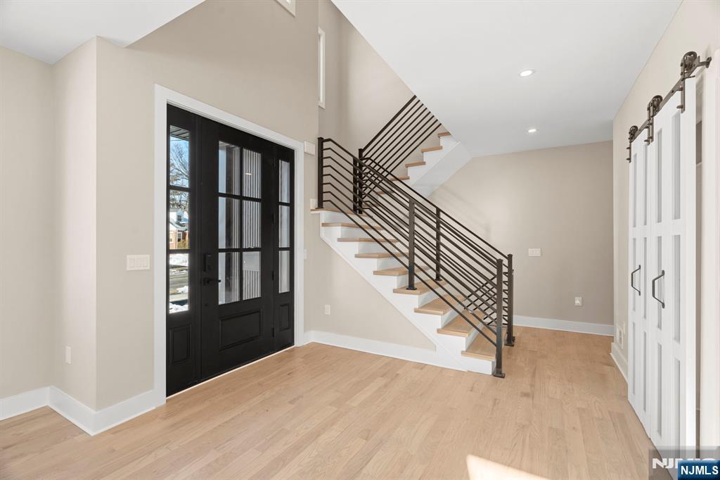 12-41 Western Drive - Photo 2