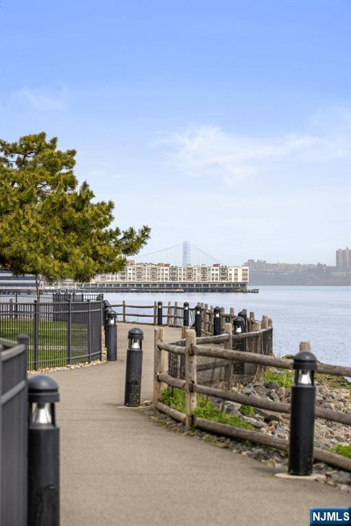 11A Riverview UNIT 11A, North Bergen, NJ, 07047