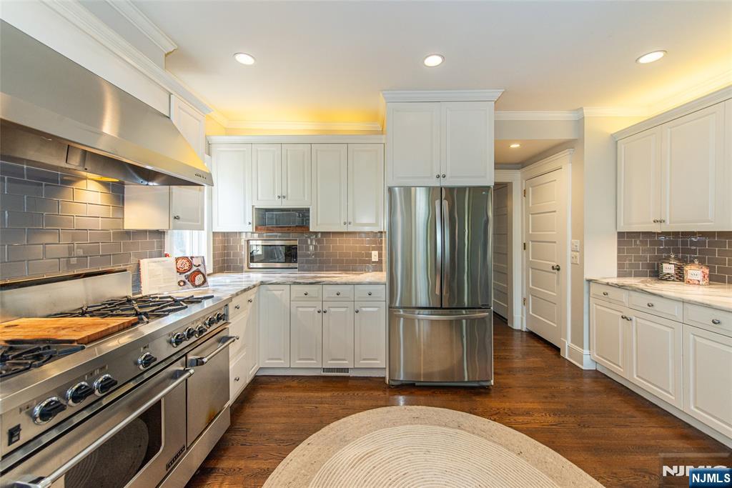 76 Club Road, Montclair, NJ, 07043