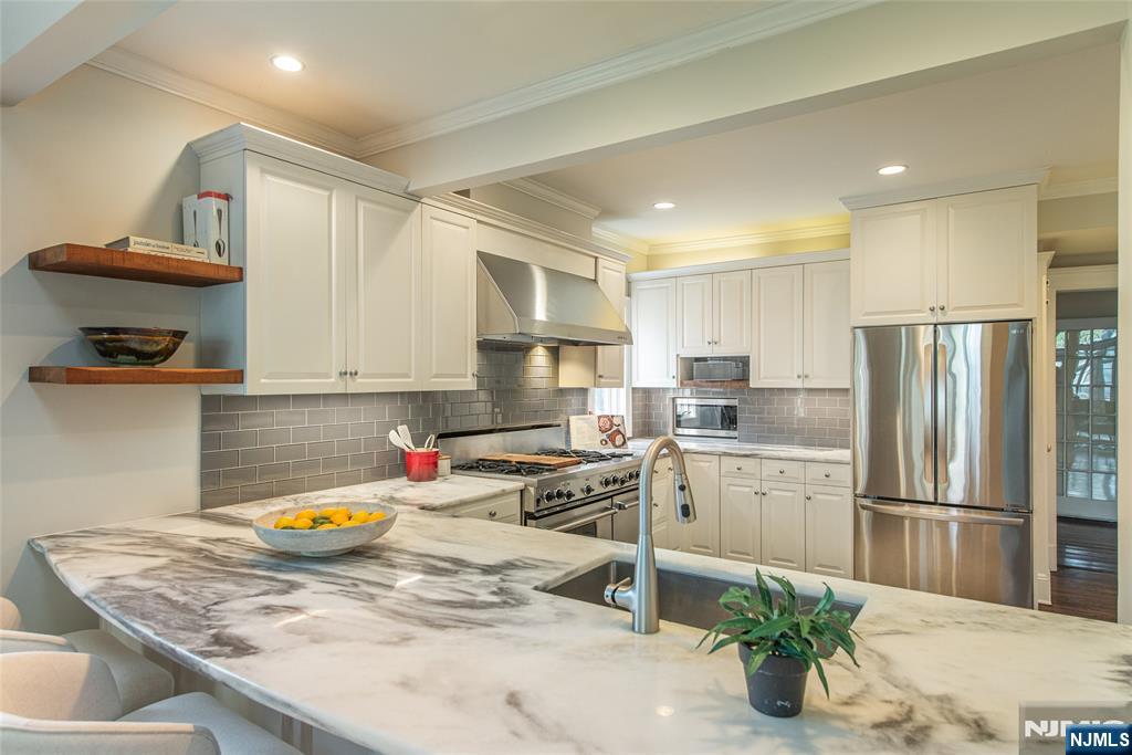 76 Club Road, Montclair, NJ, 07043