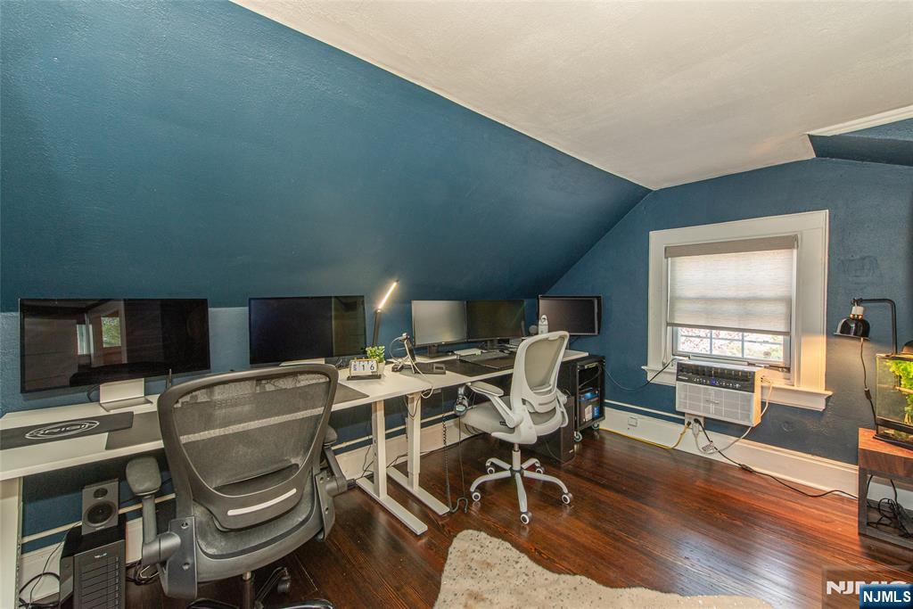 76 Club Road, Montclair, NJ, 07043