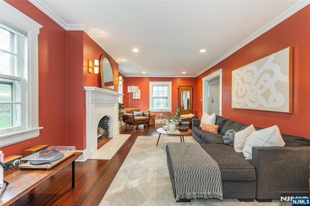 76 Club Road, Montclair, NJ, 07043