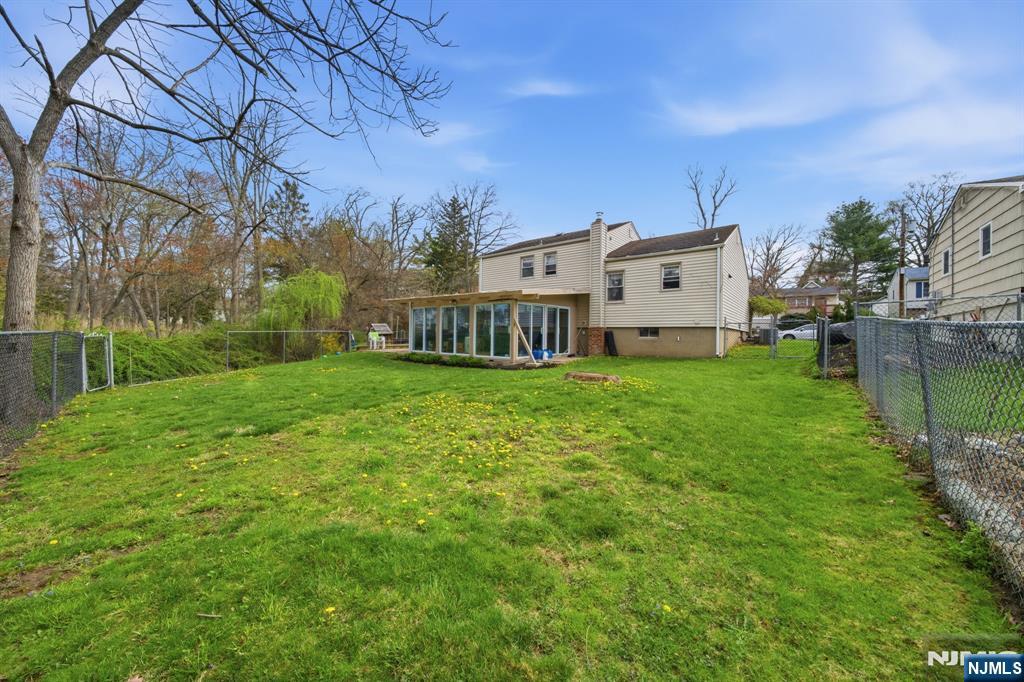 23 Witt Avenue - Photo 2