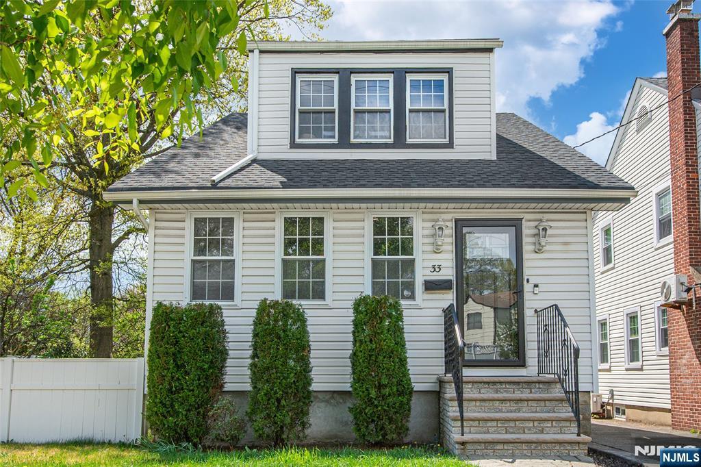 31-33 Smallwood Avenue - Photo 2