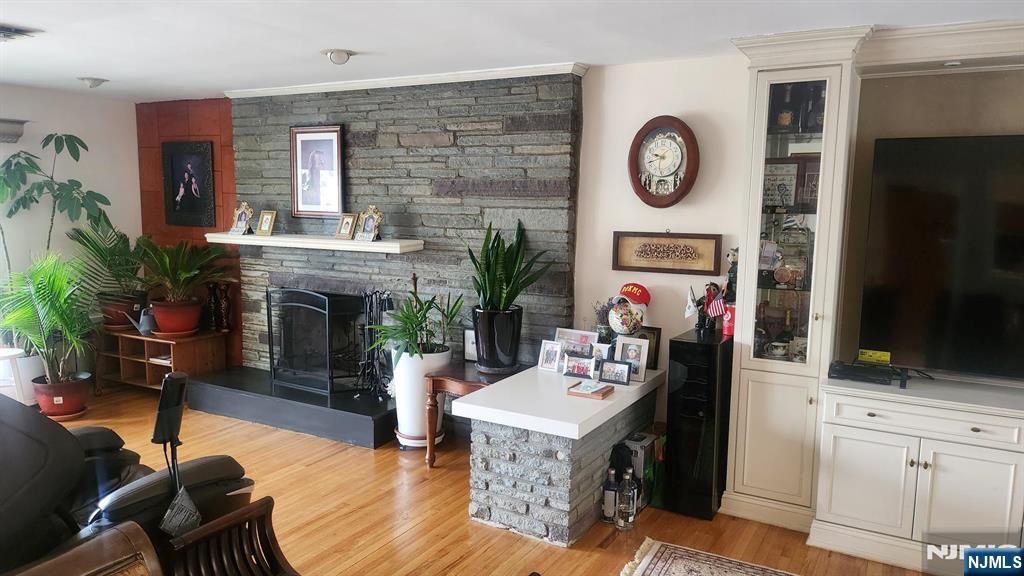 468 Oak Street - Photo 5