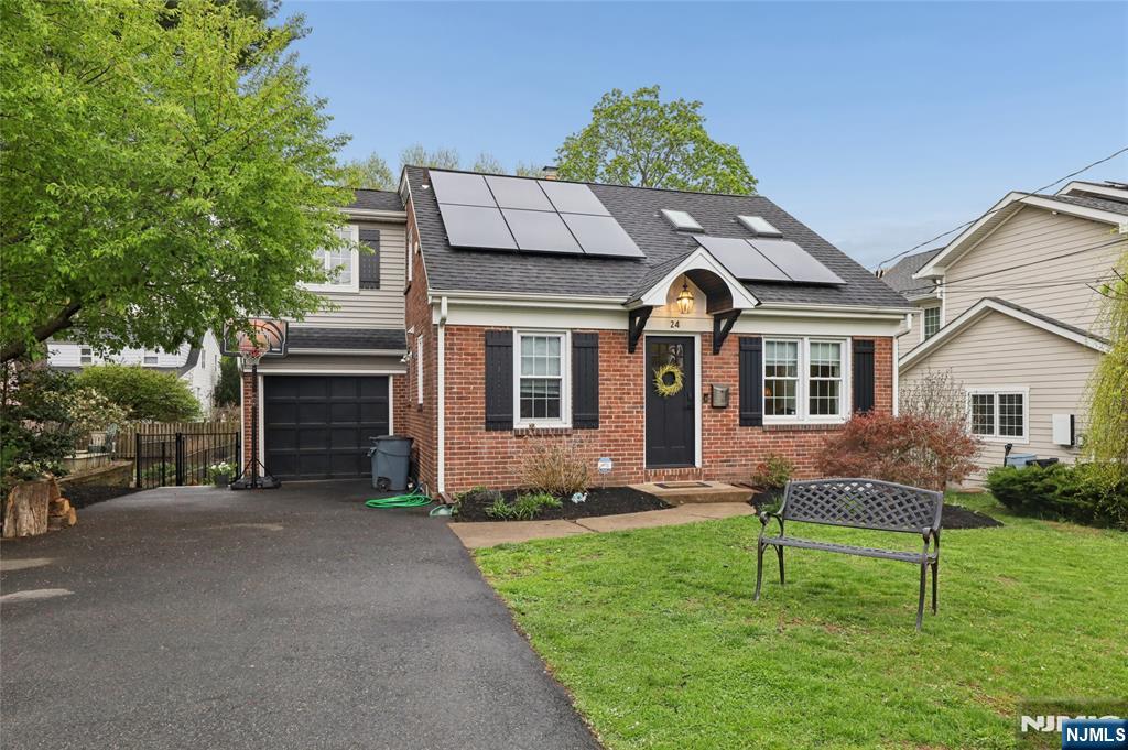 24 N Crest Drive - Photo 2