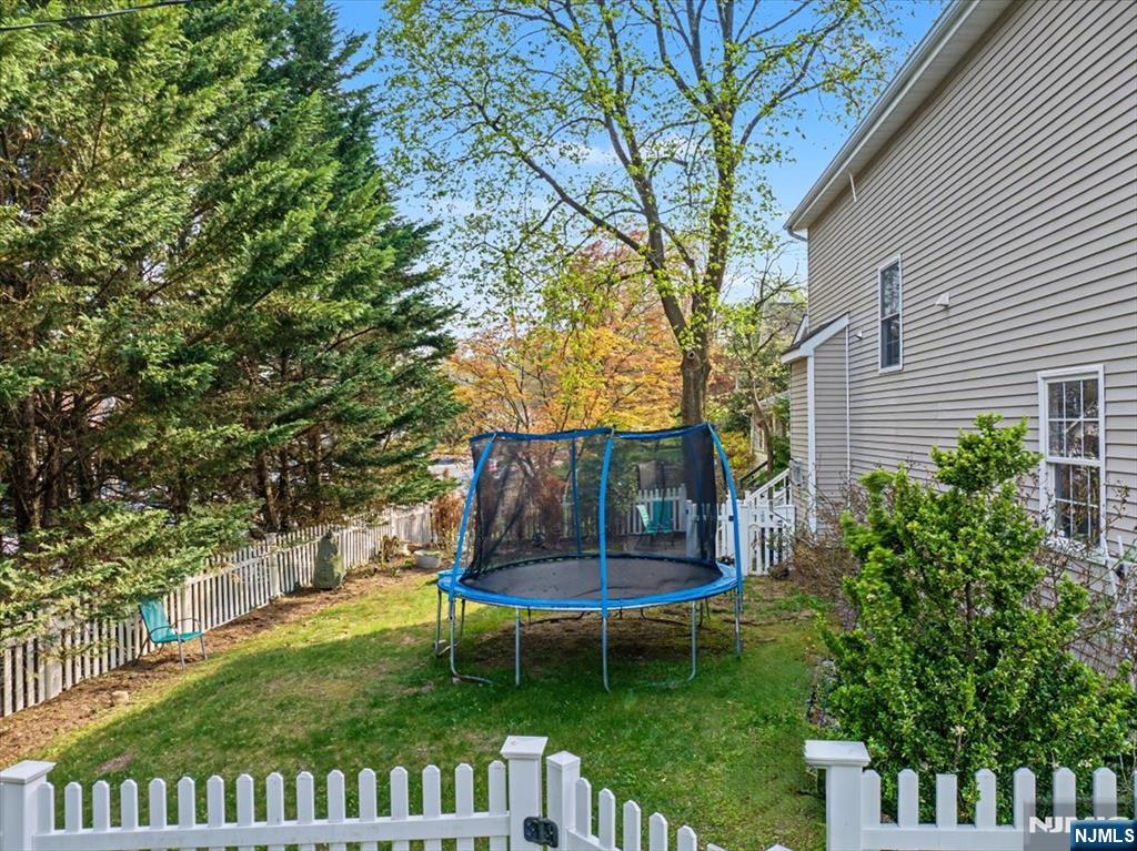 Perfect play & entertaining space