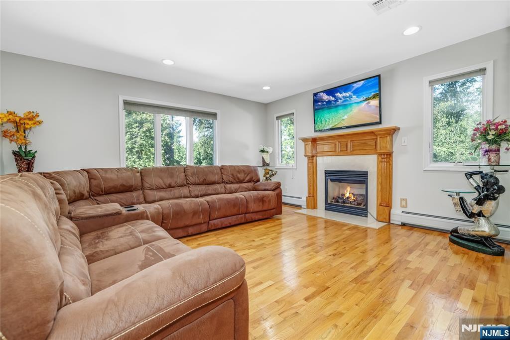 4 Maple Avenue - Photo 5