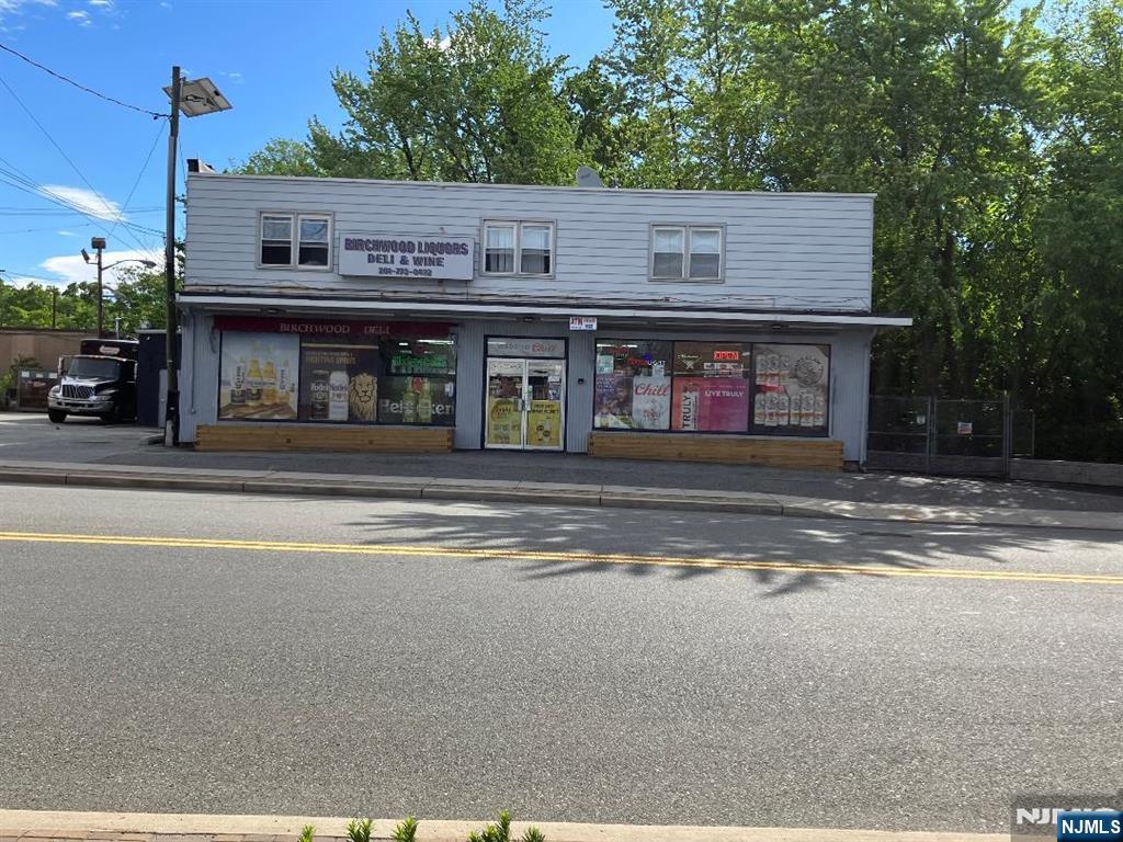 277 Jefferson Avenue, Cresskill, NJ, 07626