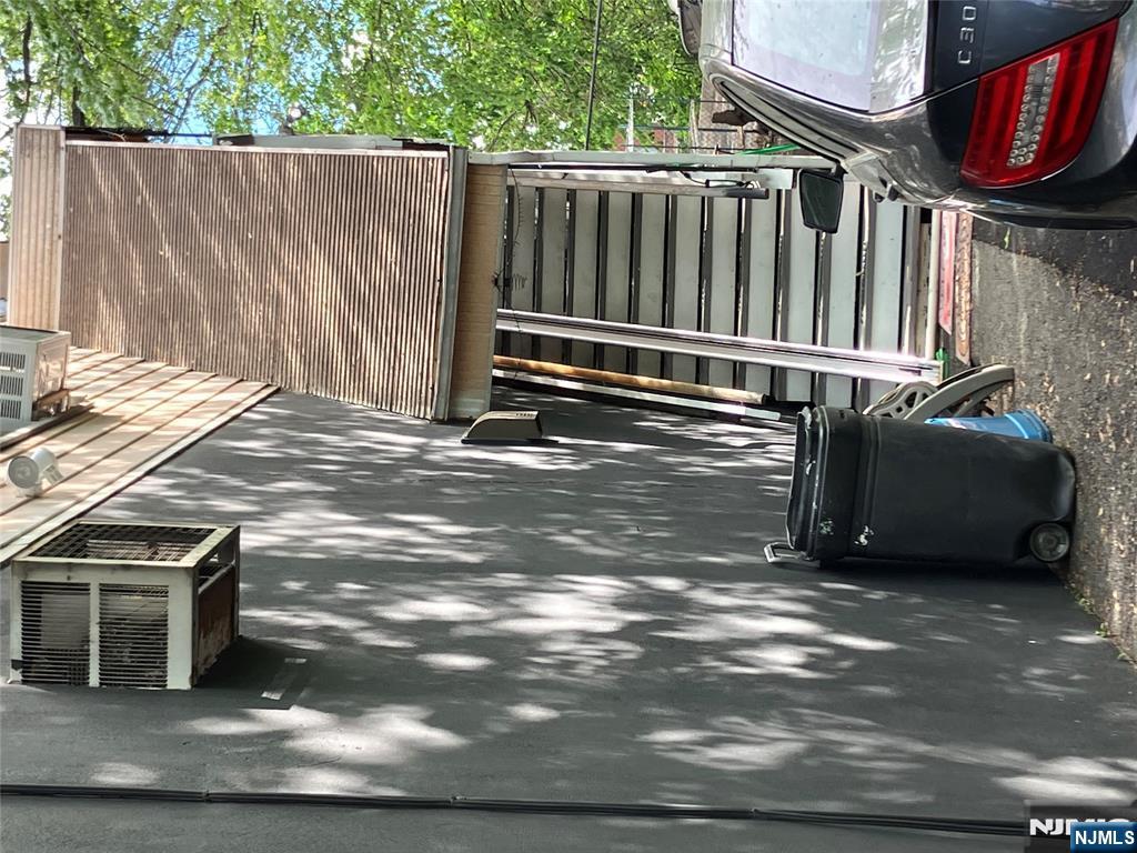 545 Mola Boulevard, Elmwood Park, NJ, 07407