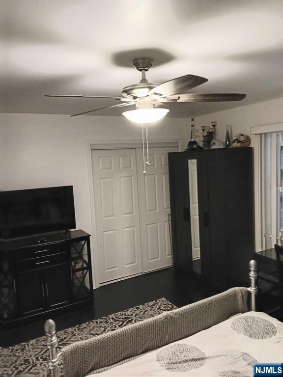 545 Mola Boulevard, Elmwood Park, NJ, 07407