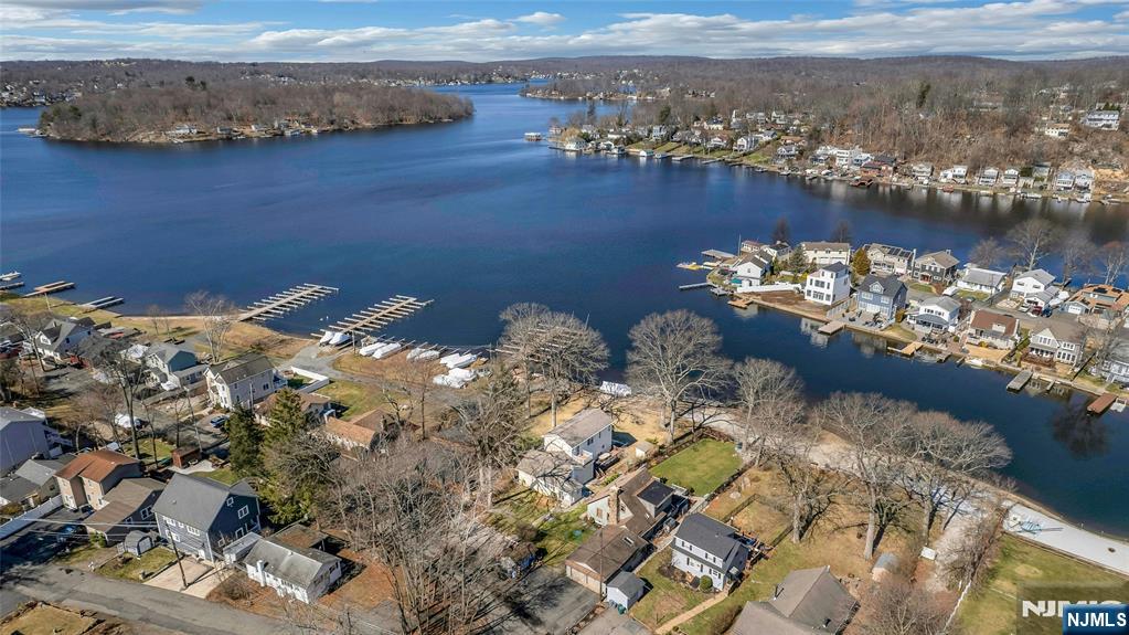 81 Chestnut Street, Allendale, NJ, 07401