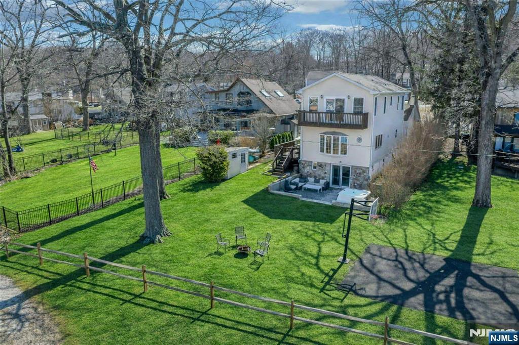 32 McNabb Road - Photo 4