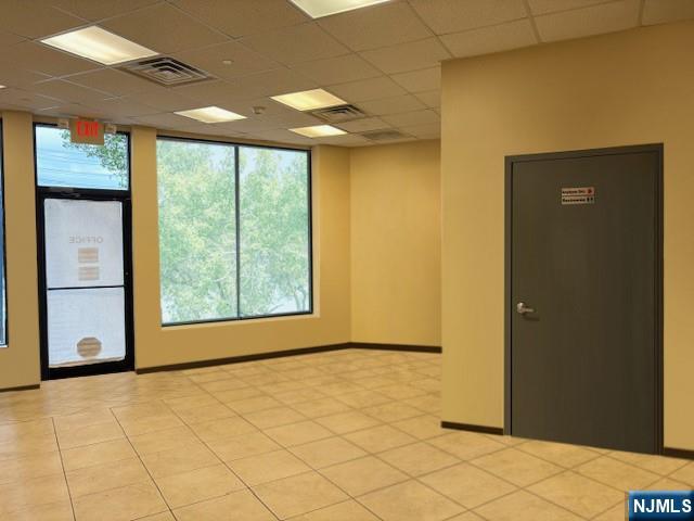 683 Main - Photo 3