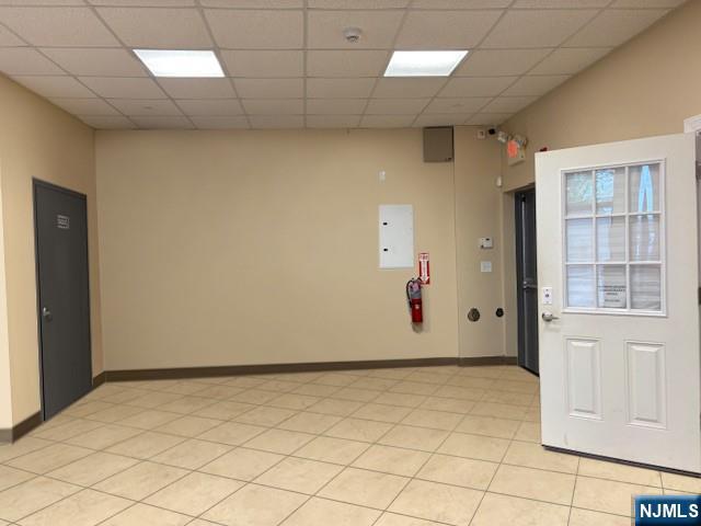 683 Main - Photo 4