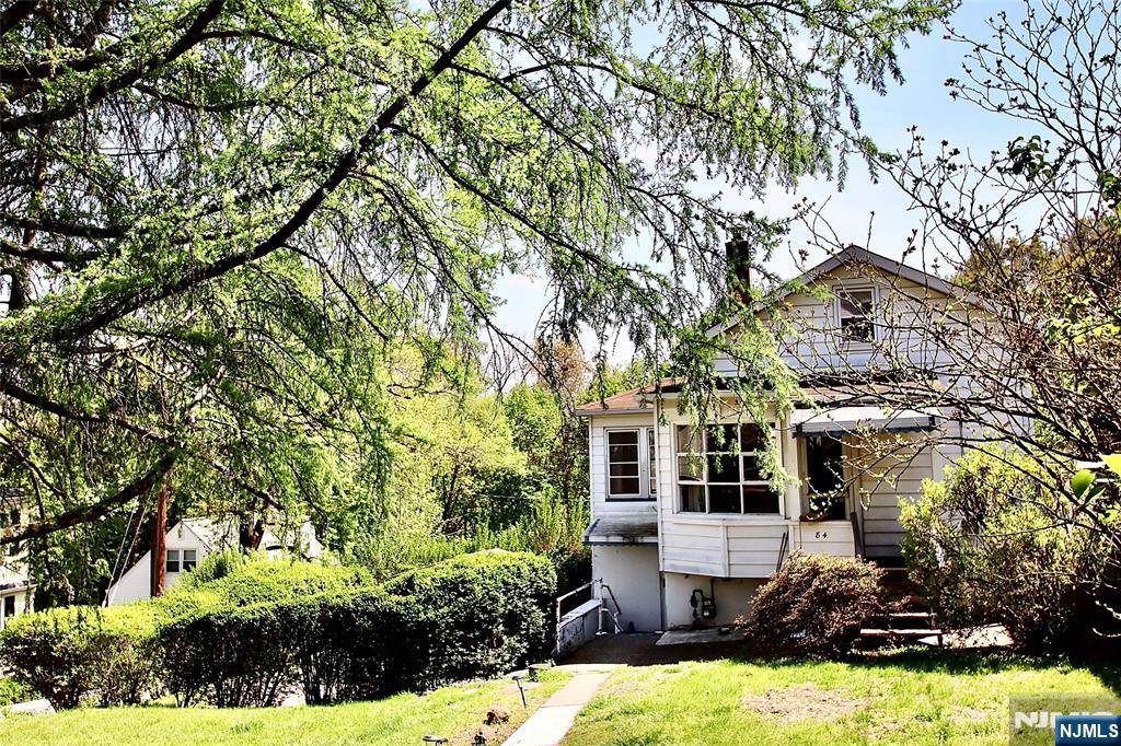 84 12th Street - Photo 1