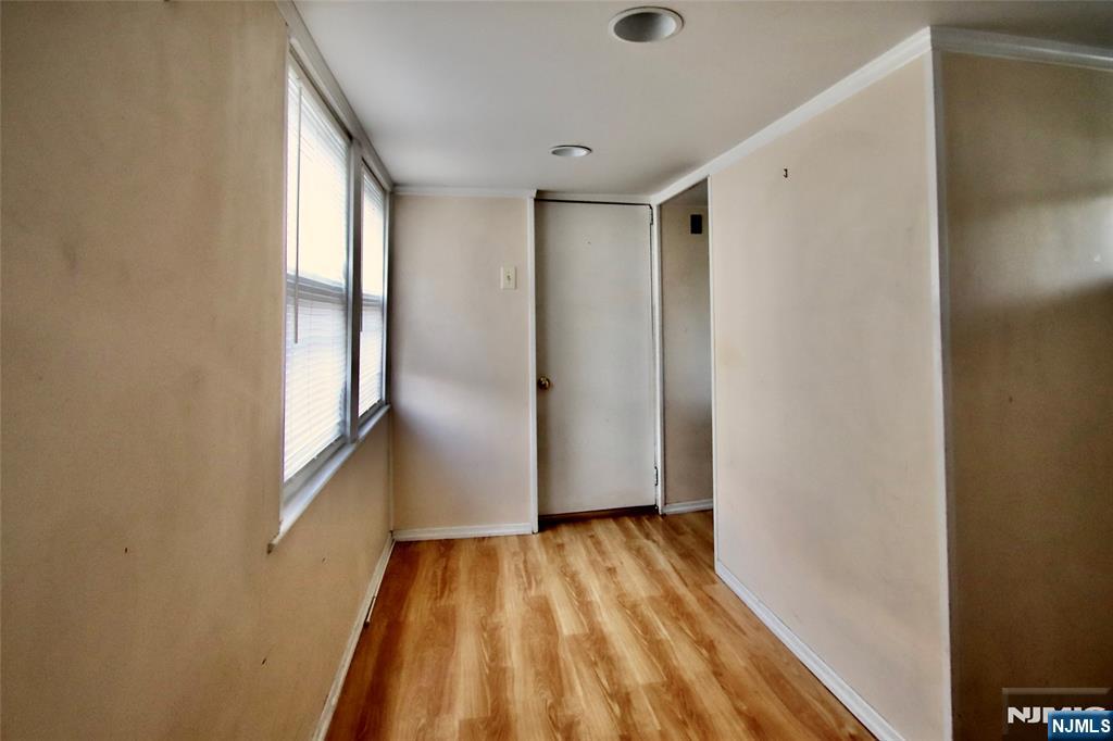 84 12th Street - Photo 2
