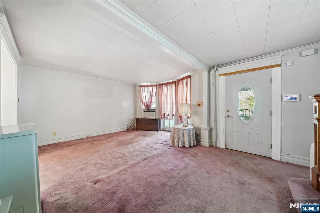 324 Academy Street - Photo 5